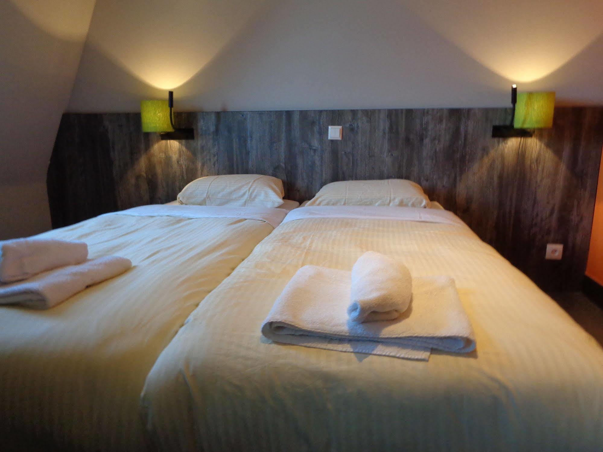 Brxxl 5 Centre Albergue *